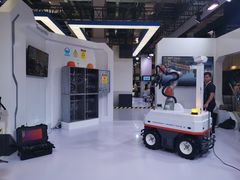 -东浩兰生上海世博展览馆