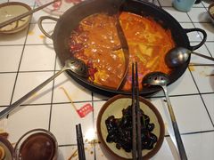 -伍师兄市井火锅(东部星悦天地店)