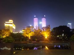 -秋水广场