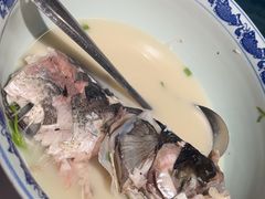 -南京金牛湖巨碗鱼头