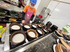 -容里煲仔饭(利丰北路店)