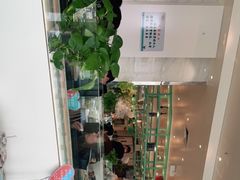 -绿岛港轩海鲜烤肉涮锅自助餐厅