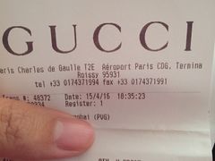 -Gucci(戴高乐机场T 2E)