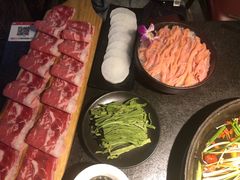 -渝涯重庆豆花老火锅(中赢国际店)