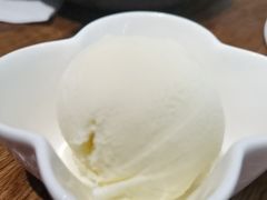 -三花奶奶的甜品(百联嘉定购物中心店)