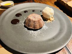 -Carbon莫卡哆·意大利复古集市餐厅(杭州大厦店)