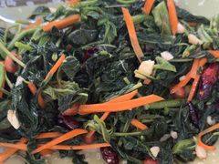 -北京龙庆四季香农家饭庄·灶台鱼·碳烤虹鳟鱼(龙庆峡店)