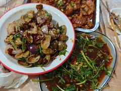 -郑记•不夜城烧烤•龙虾•虾蟹(黄鹤楼店)