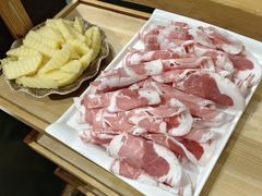 -顶顶汤火牛排火锅·经典铜锅涮肉