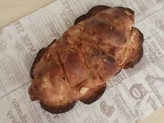 焦糖杏仁可颂-帝戎(禾祥西路店)