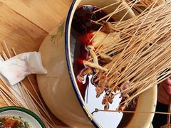 -拈签一笑黄牛肉辣卤串串