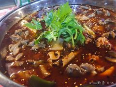 芋儿肥肠鸡-时二崽肥肠鸡大排档(健康路店)