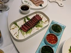 -红鼎豆捞·非遗鲍皇汤火锅(宝丰路店)