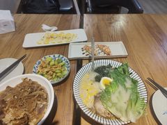 -必胜客(八一店)