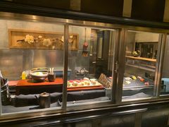 面包甜点陈列柜-深圳四季酒店·馥自助餐厅