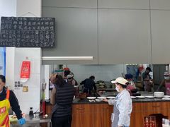 -容里煲仔饭(利丰北路店)