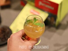 -星巴克臻选(上海合生汇1F店)