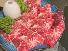 厚切安格斯雪花牛肉-新草堂锅物料理(泉城路店)
