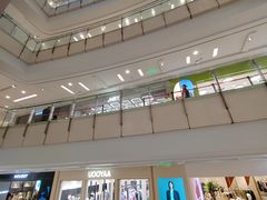 -上海来福士广场