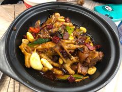 -江城燕子大排档(江汉路步行街店)
