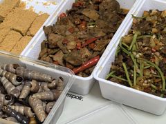 -湖南人家湘菜馆(镇江路店)