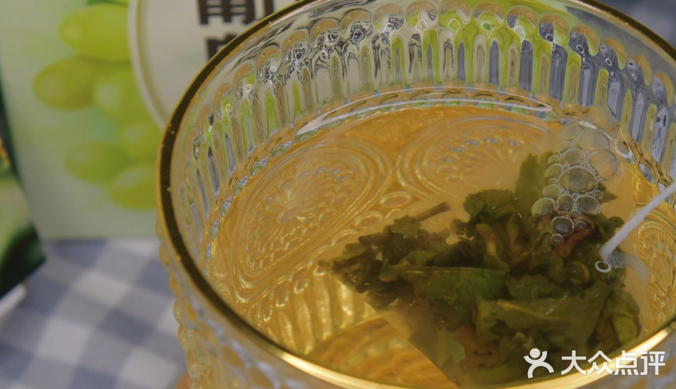 葡萄🍇和乌龙🍵的奇妙碰撞，“萄”你喜欢😘