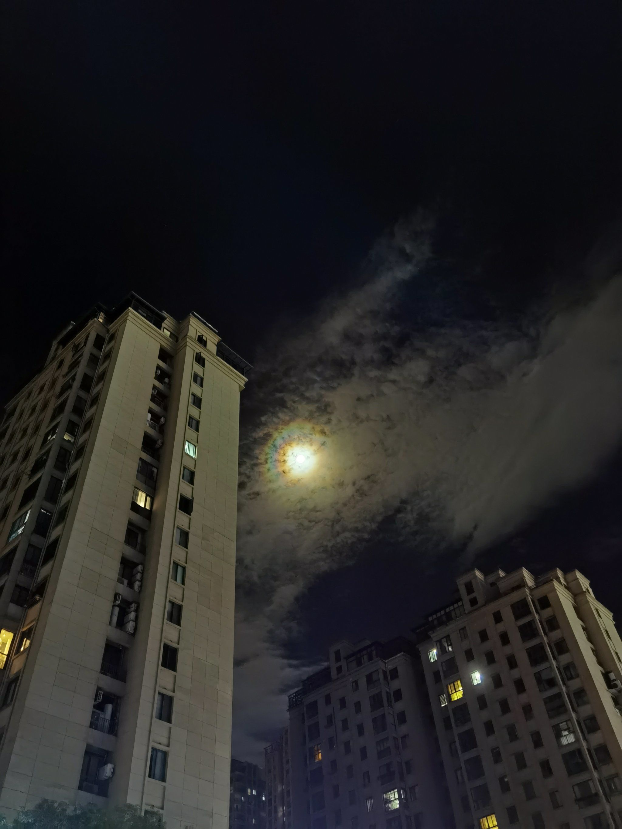 赏月#手机拍月亮#超级大月亮#十五拍月亮大赛#中秋#0元玩转这座城