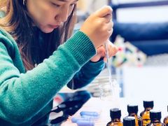 -墨more调香馆DIY自调香水(博雅国际中心B座店)