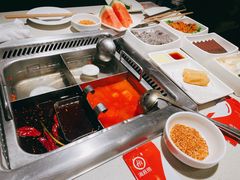 -海底捞火锅鲜切牛肉主题店(长寿路店)
