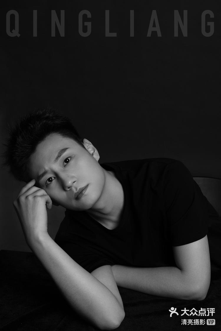 男士轻写真清亮摄影