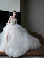 -Color卡诺婚纱礼服馆(南京严选店)