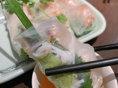 -大头虾越式风味餐厅(光明广场店)