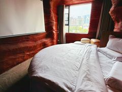 -幸栖洞穴设计酒店(成都春熙路店)