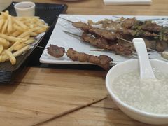 -洪忠涮烤王(嵩山路店)