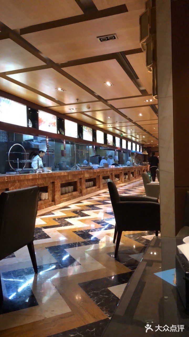 初冬熊孩子可劲疯，老母亲可安心躺尸～