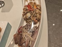 -赶海部落海鲜城(海阳路店)