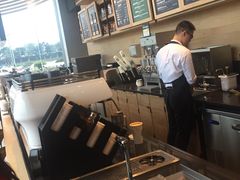 -星巴克臻选(成都环球乐天店)