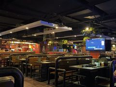 -麦凯伦烧烤·精酿超级工厂店(金桥总店)
