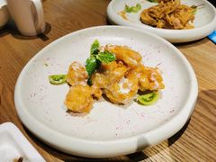 奇妙虾球-小大董·烤鸭(凤凰汇店)