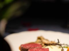 -弦月窗LUNETTE BY AMANDA(复兴路店)