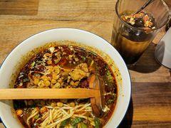 -麻婆婆白家肥肠粉(海岸城店)