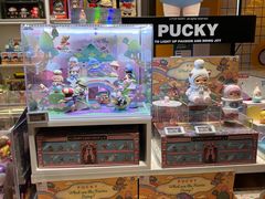 -泡泡玛特POPMART(上海环球港店)