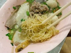 鱼丸鱼饼清汤鸡蛋面-榮泰米粉湯(Left Shop)