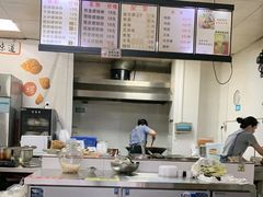 -覃姐柳州螺蛳粉(横岗店)