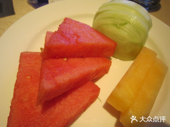 广州中心皇冠假日酒店-环市食坊·海鲜自助餐厅水果图片
