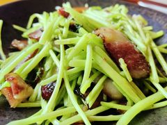 -莲餐厅·湖北菜·潜江小龙虾店(愚园路店)