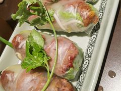 -大头虾越式风味餐厅(光明广场店)