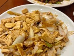 葱烧豆腐-北平小馆·烤鸭·家常菜(磨房北里店)