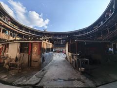 -初溪土楼群