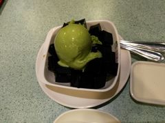 雪糕凉粉-松记糖水店(铜锣湾分店)